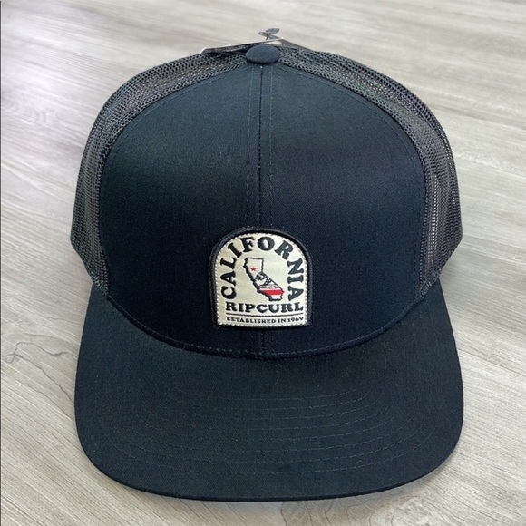 RIP CURL - SNAP BACK HAT - Picture 4 of 6